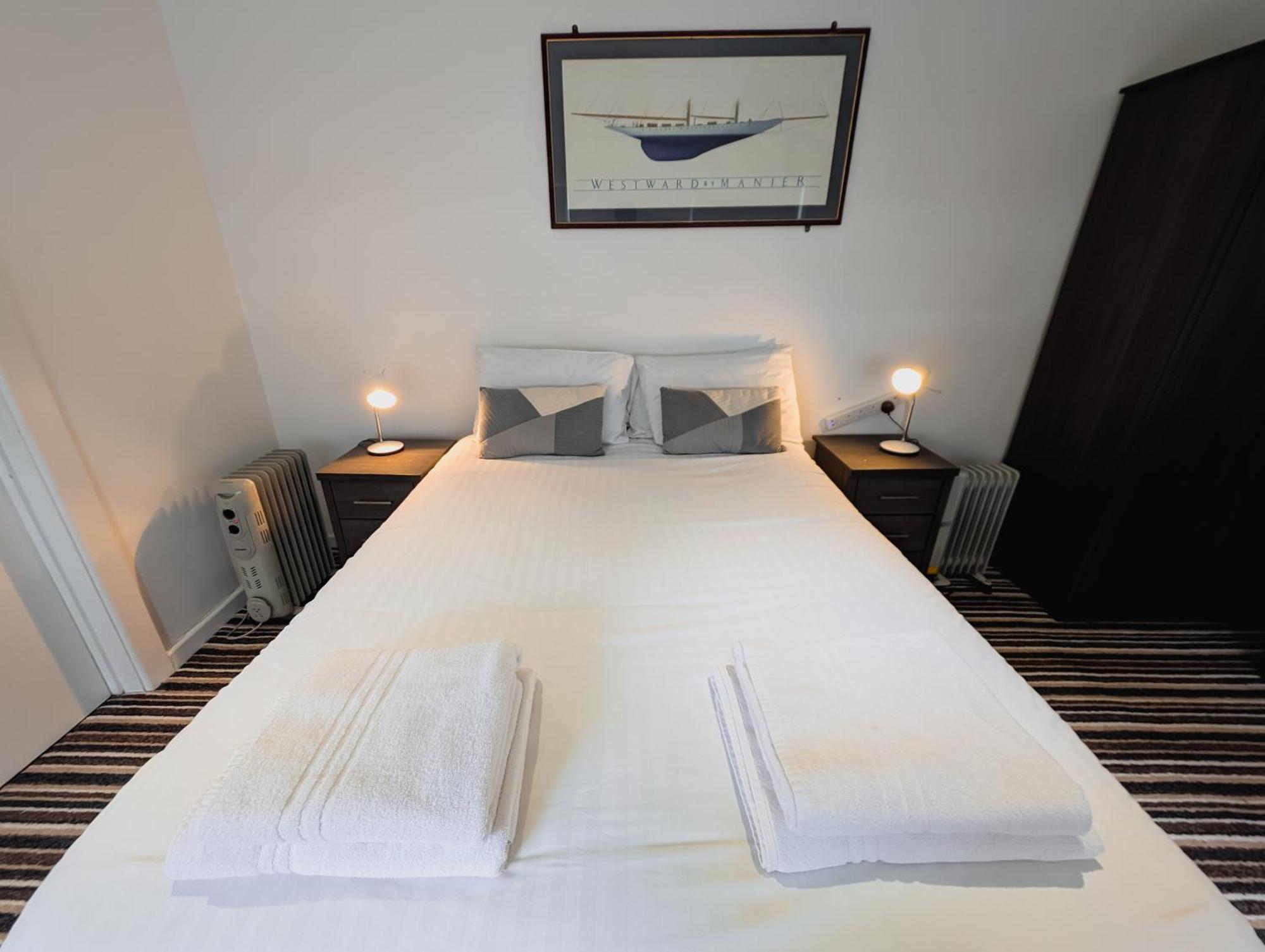 Bay & Harbour Holiday Apartments & Rooms Only Weston-super-Mare Luaran gambar