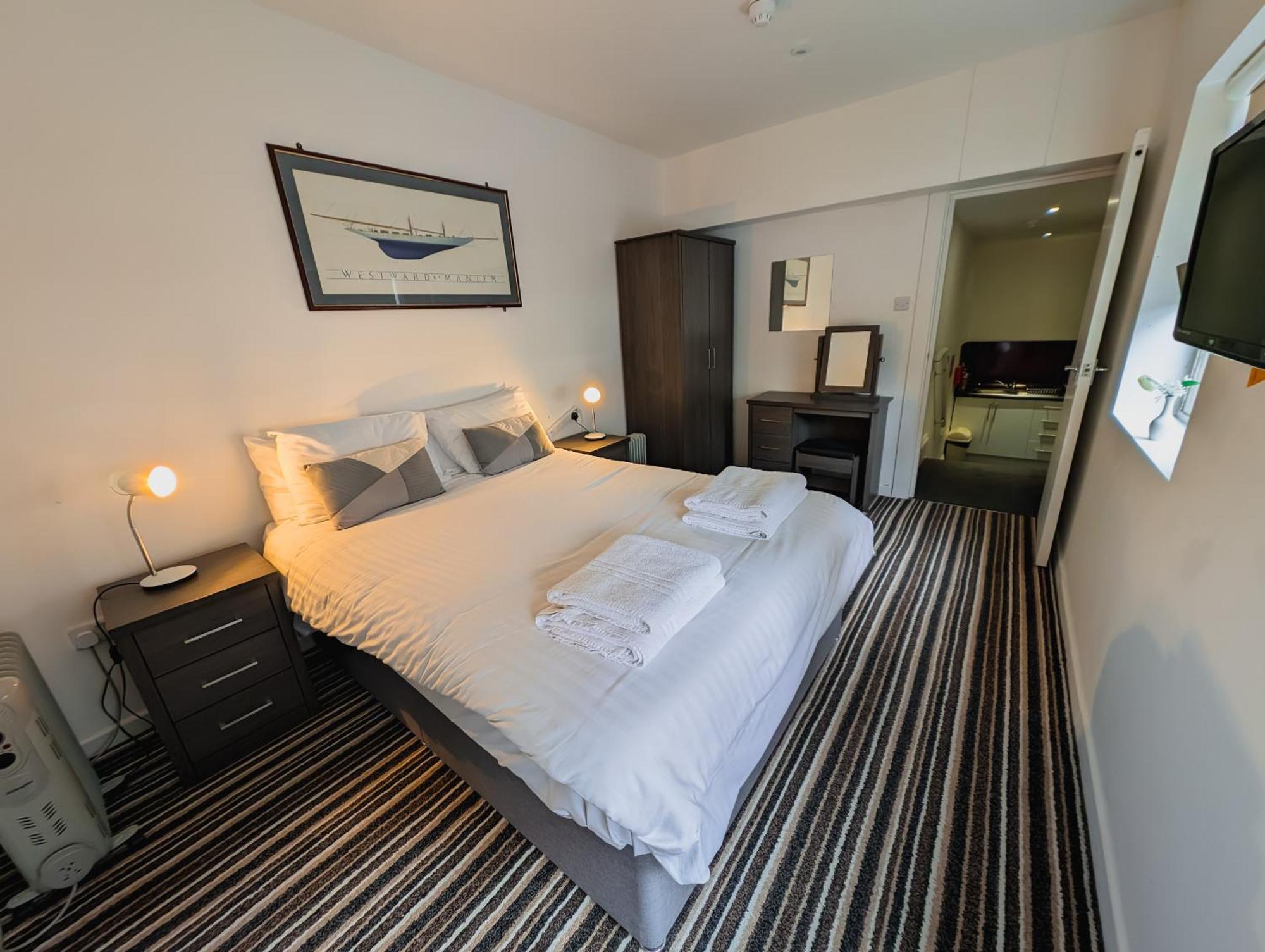 Bay & Harbour Holiday Apartments & Rooms Only Weston-super-Mare Luaran gambar