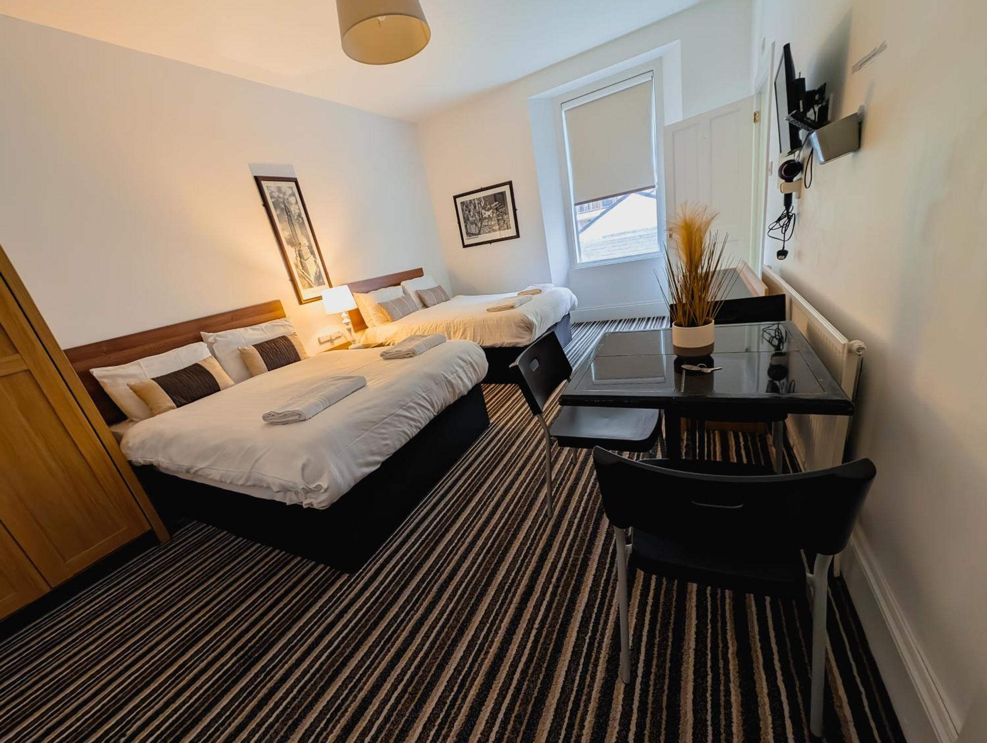 Bay & Harbour Holiday Apartments & Rooms Only Weston-super-Mare Luaran gambar